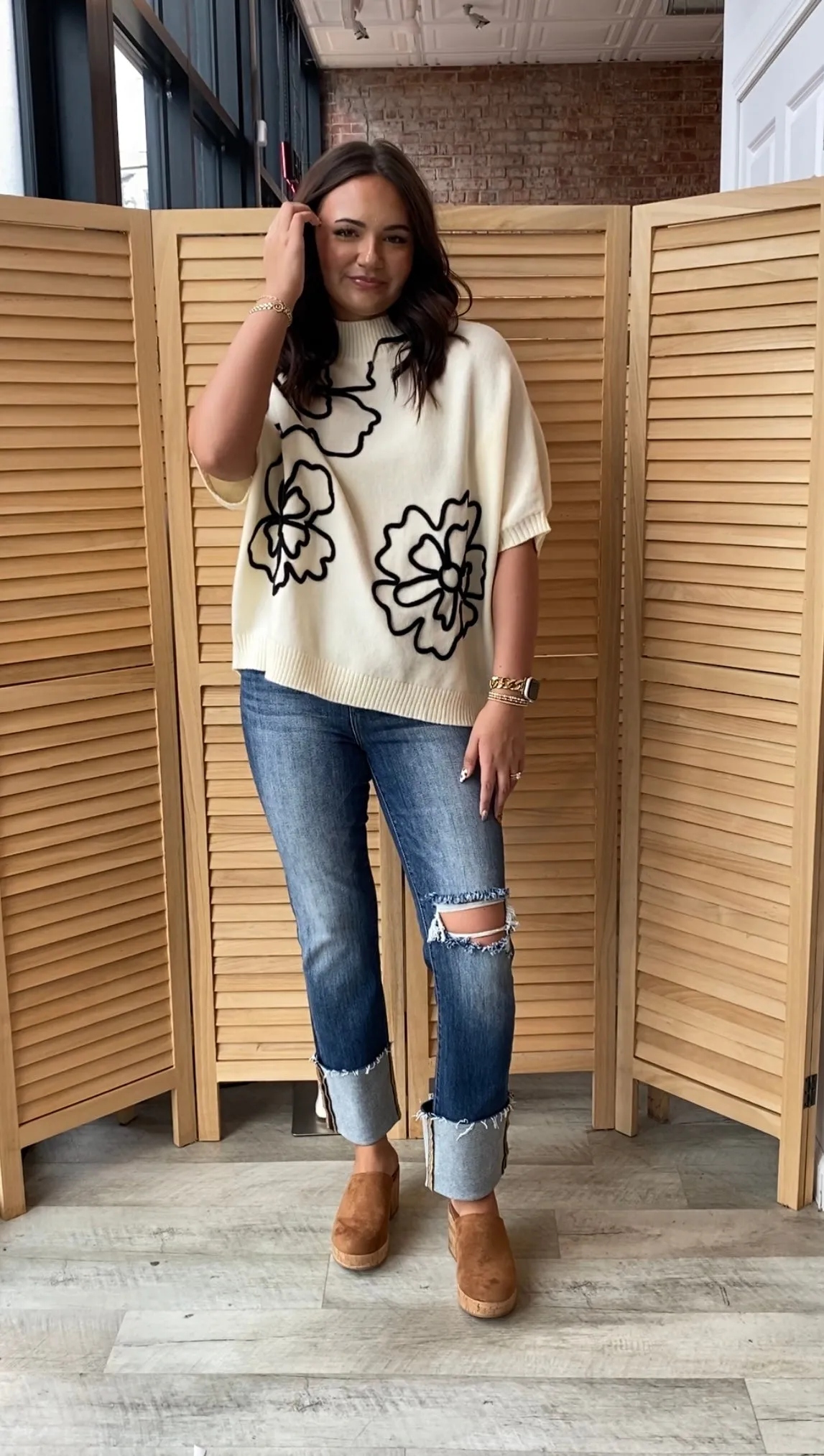 Charming Flower Pattern Knitted Sweater Top | Ivory