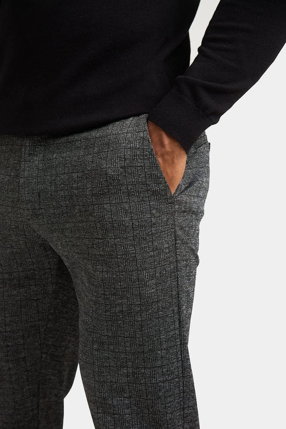 Check Trousers in Black/Grey