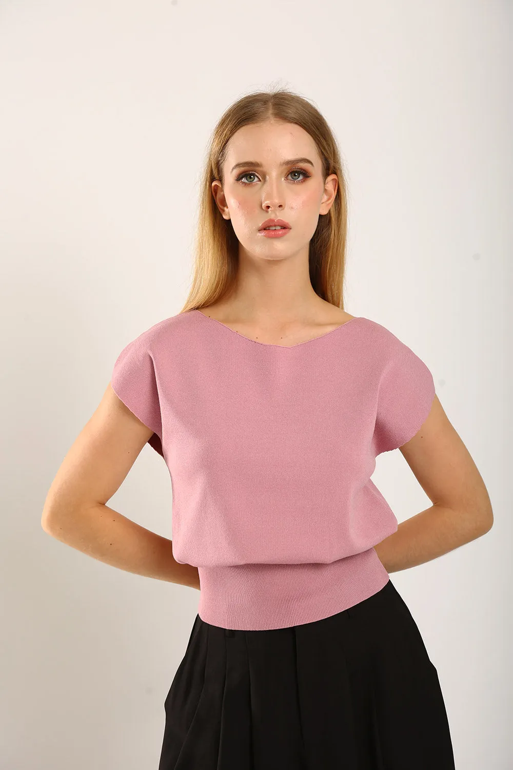 Graciela V-Slit Knit Top in Dust Pink